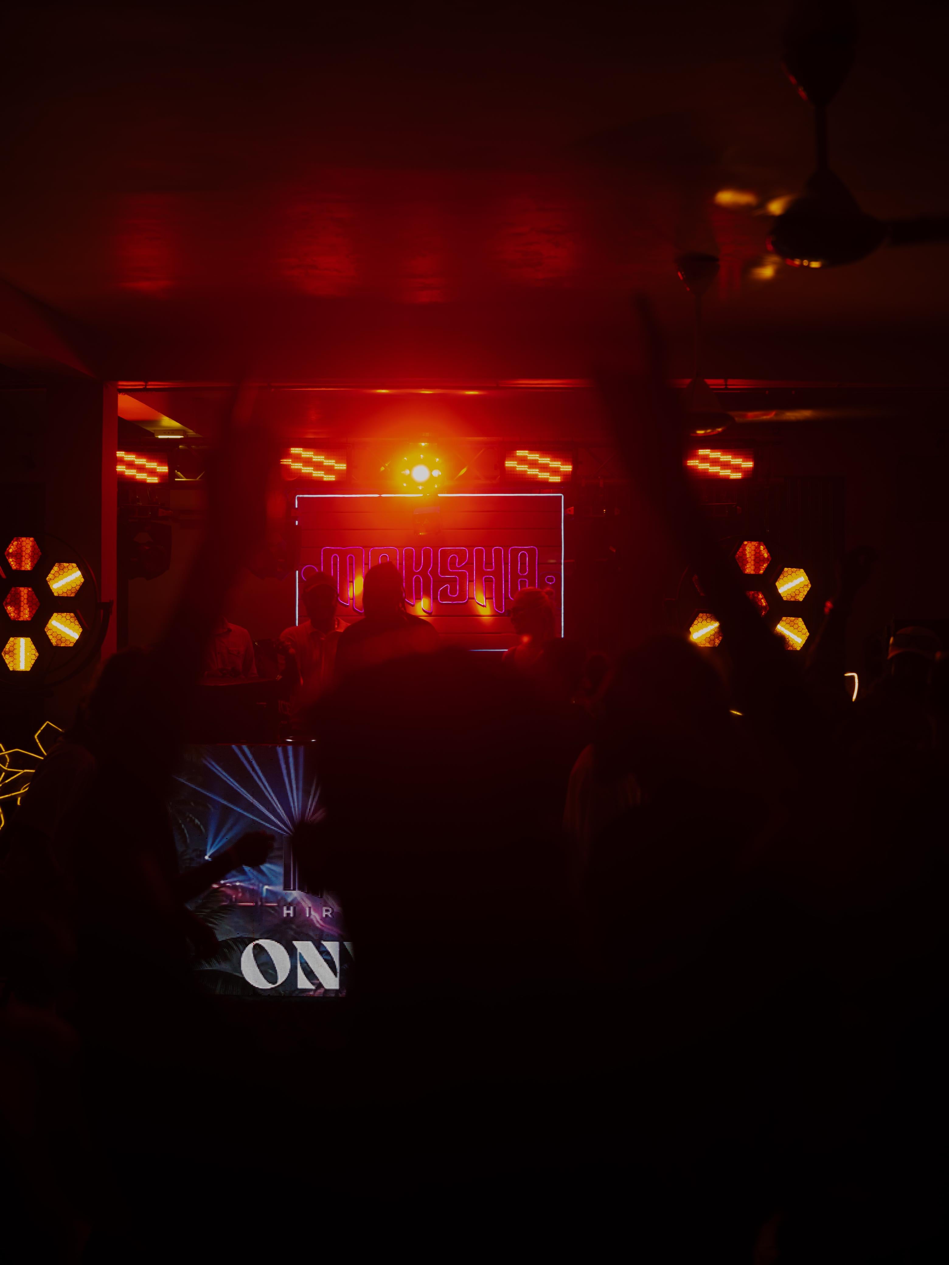 Guest energy at Mokshaa Hiriketiya indoor party